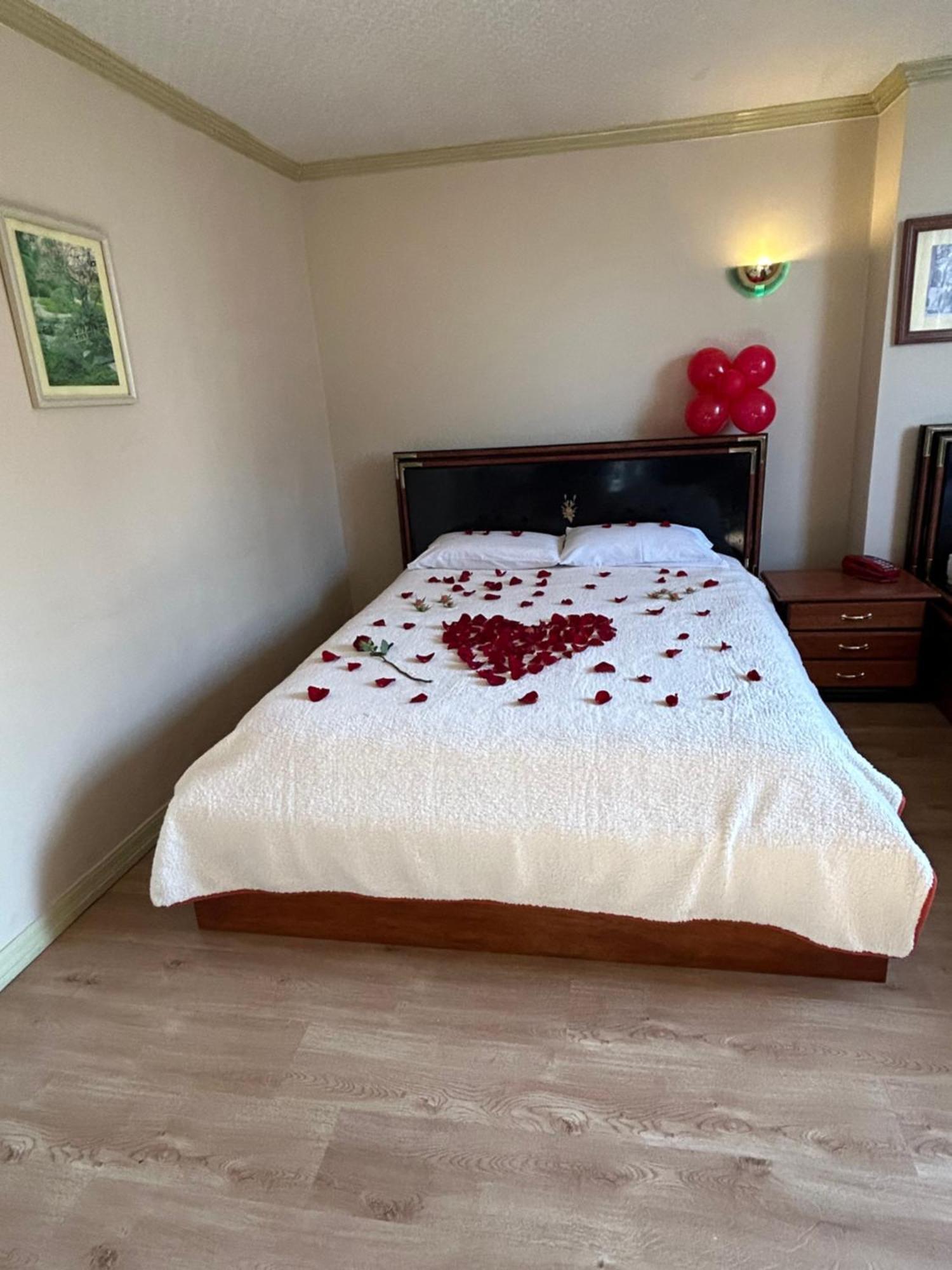 Hostal Casa Franciscana Quito Kültér fotó